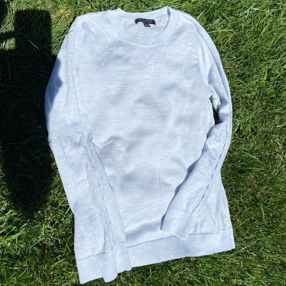 Amazing Banana Republic long sleeve sweater!
